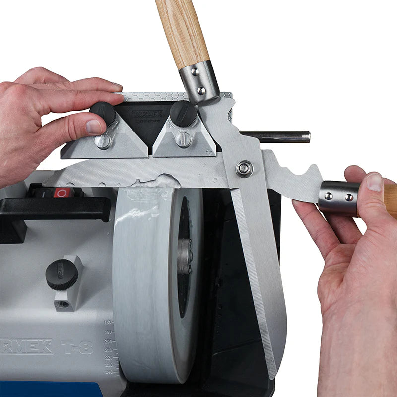 Sharpening shears using Tormek SC-60 Scissors Jig